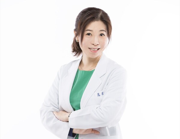 嵩馥性治療師童嵩珍主任