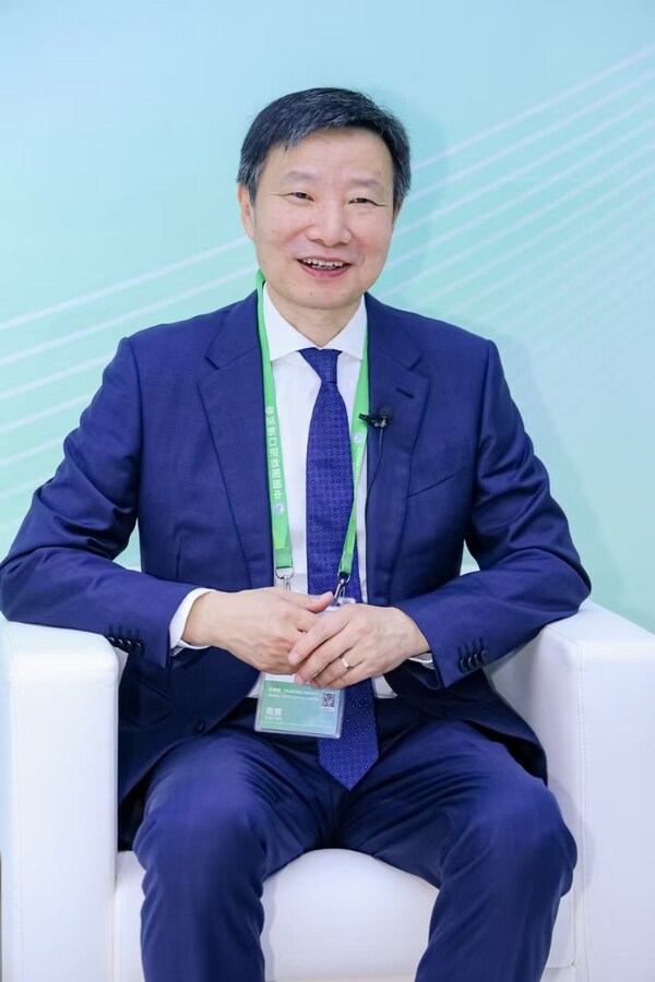 上海交通大學(xué)醫(yī)學(xué)院附屬瑞金醫(yī)院消化科主任鄒多武教授 上海交通大學(xué)醫(yī)學(xué)院附屬瑞金醫(yī)院消化科主任鄒多武教授