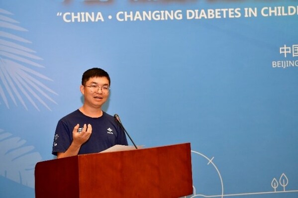 患者、項(xiàng)目志愿者代表 黃棟