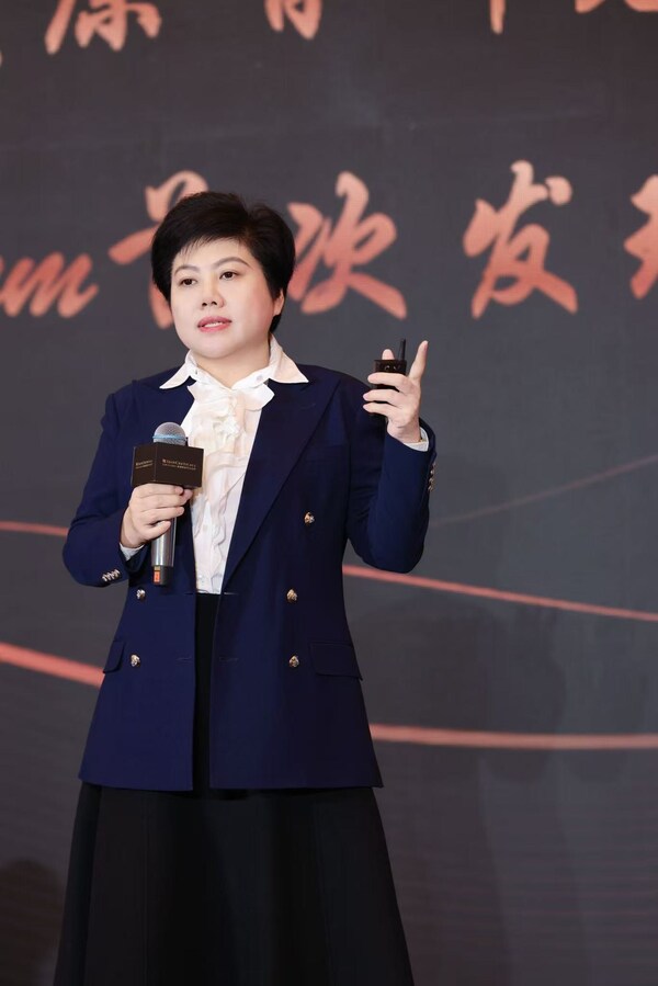 山西錦波生物醫(yī)療股份有限公司創(chuàng)始人、董事長(zhǎng)楊霞女士 現(xiàn)場(chǎng)分享