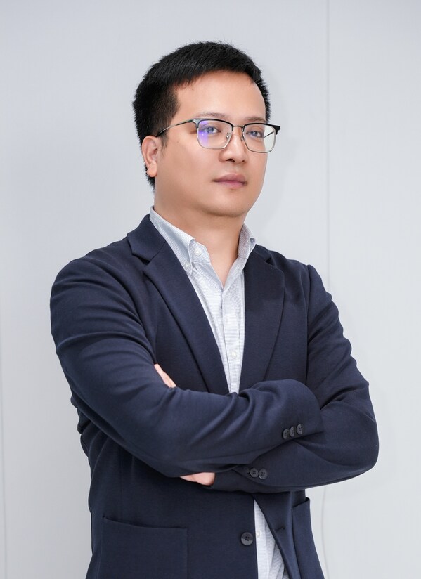 海王星辰醫(yī)藥連鎖集團(tuán)股份有限公司副總裁易文