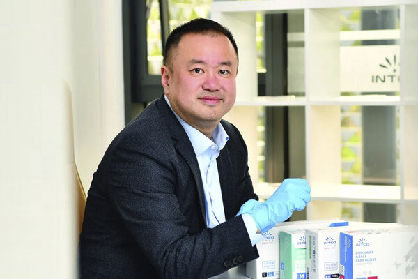 英科醫(yī)療董事長(zhǎng) 劉方毅