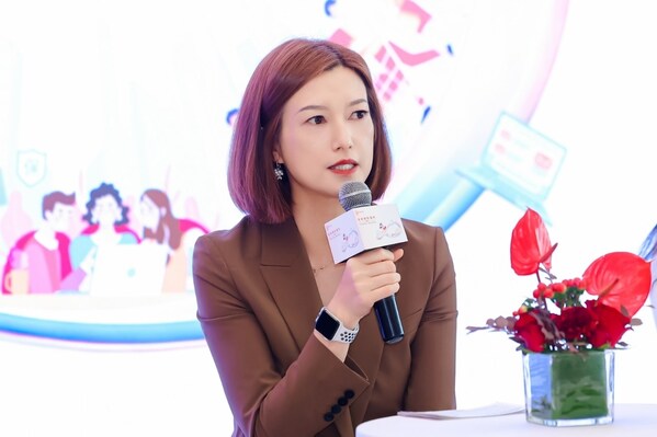 友邦人壽首席人力資源官張穎對彈性福利計(jì)劃做整體介紹