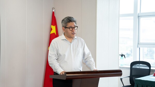 NSF大中華區(qū)總經(jīng)理單宇龍博士在發(fā)布會(huì)上致辭