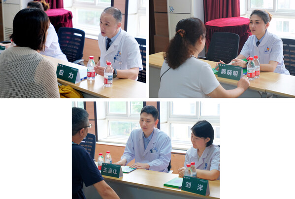 健康咨詢現(xiàn)場