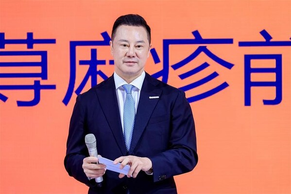 諾華公司中國區(qū)總裁兼董事總經(jīng)理李堯 諾華公司中國區(qū)總裁兼董事總經(jīng)理李堯