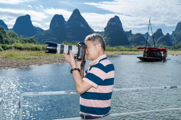 脫下白大褂，鄭蒼尚教授是一位捕捉美好的攝影師